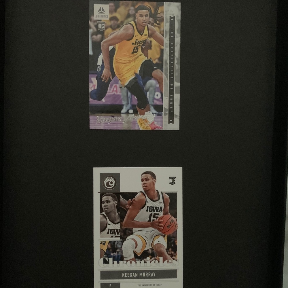 Sacramento Kings/ Iowa Hawkeyes Keegan Murray basketball cards rookie